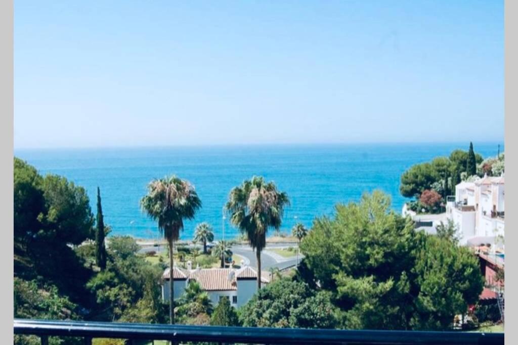 Apartamento Con Vistas Al Mar 内尔哈 外观 照片