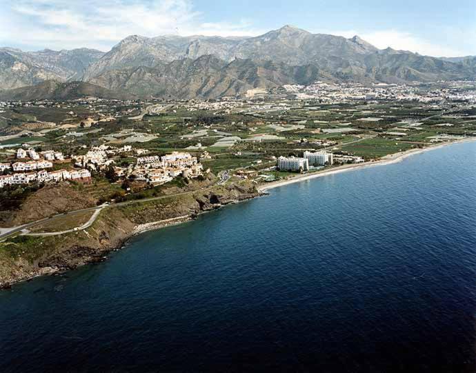 Apartamento Con Vistas Al Mar 内尔哈 外观 照片